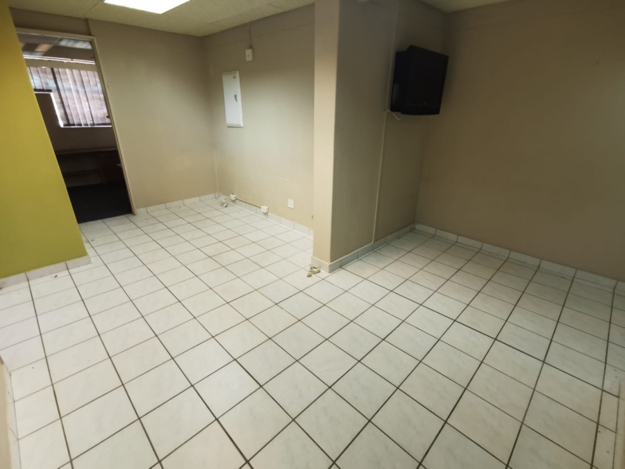 To Let commercial Property for Rent in Wilkoppies North West